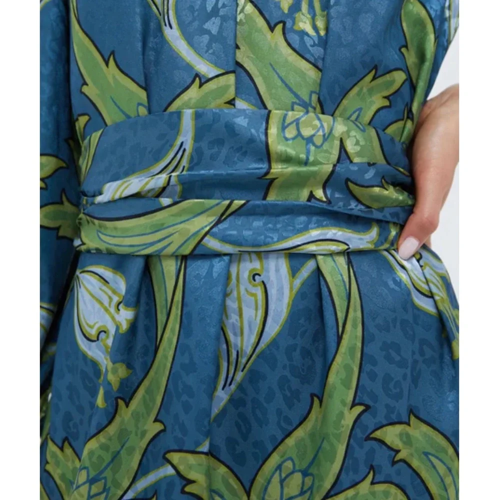 TUCKERNUCK Deco Floral Satin Faven Dress - Picture 5 of 12